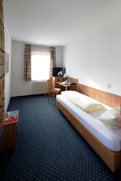 Hotel Christl Rohrdorf  Ruang foto